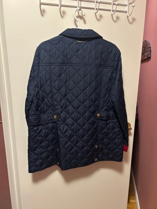 Burberry Navy Quilted Coat with Red Accent Trim - Picture 8 of 14